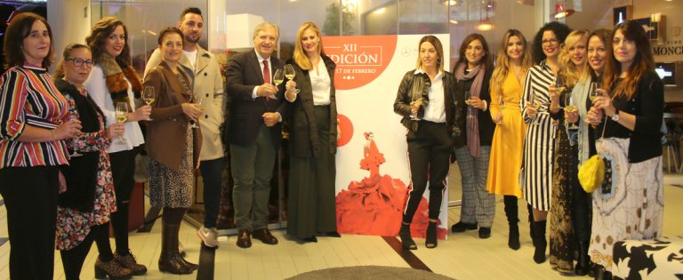 Pasarela con disenadoras