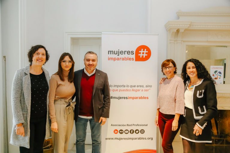 1:09 Junta Directiva Asociación #MujeresImparables