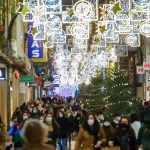 Economía.- Los españoles gastarán este año casi un 20% más en compras navideñas que en 2020, según Accenture