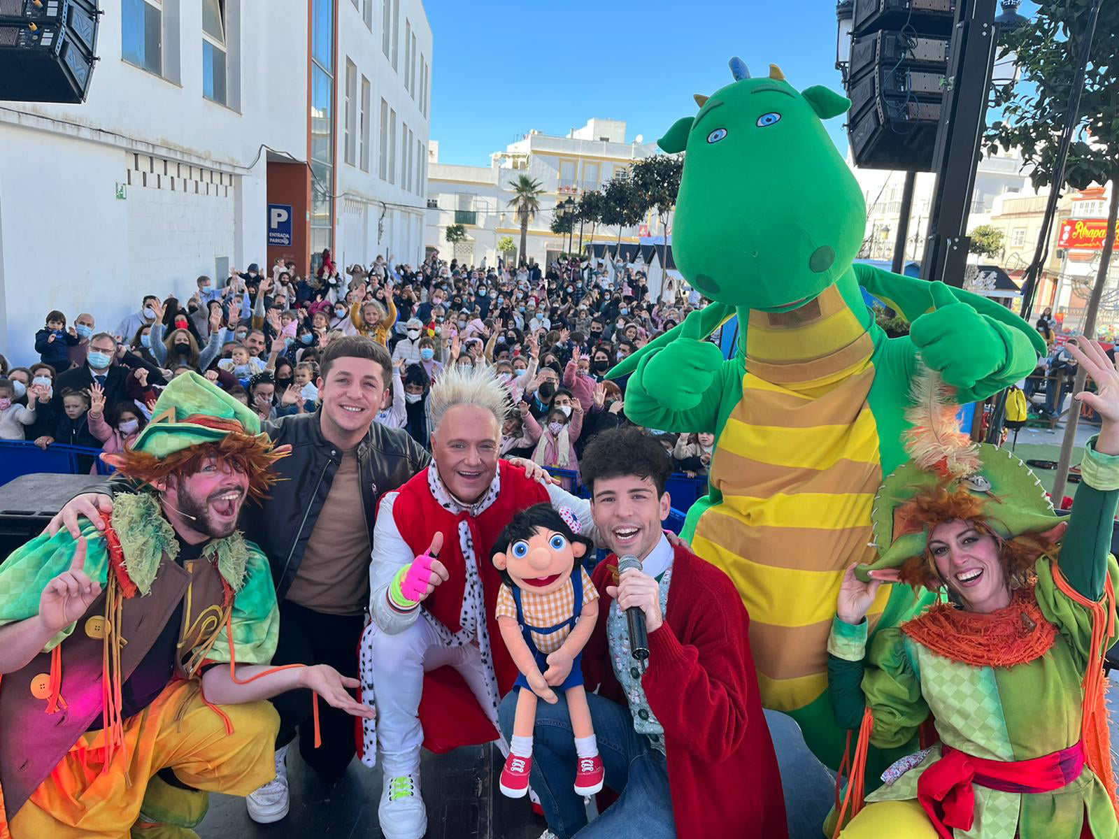 264943505_350406466893301_8243218784579499984_n