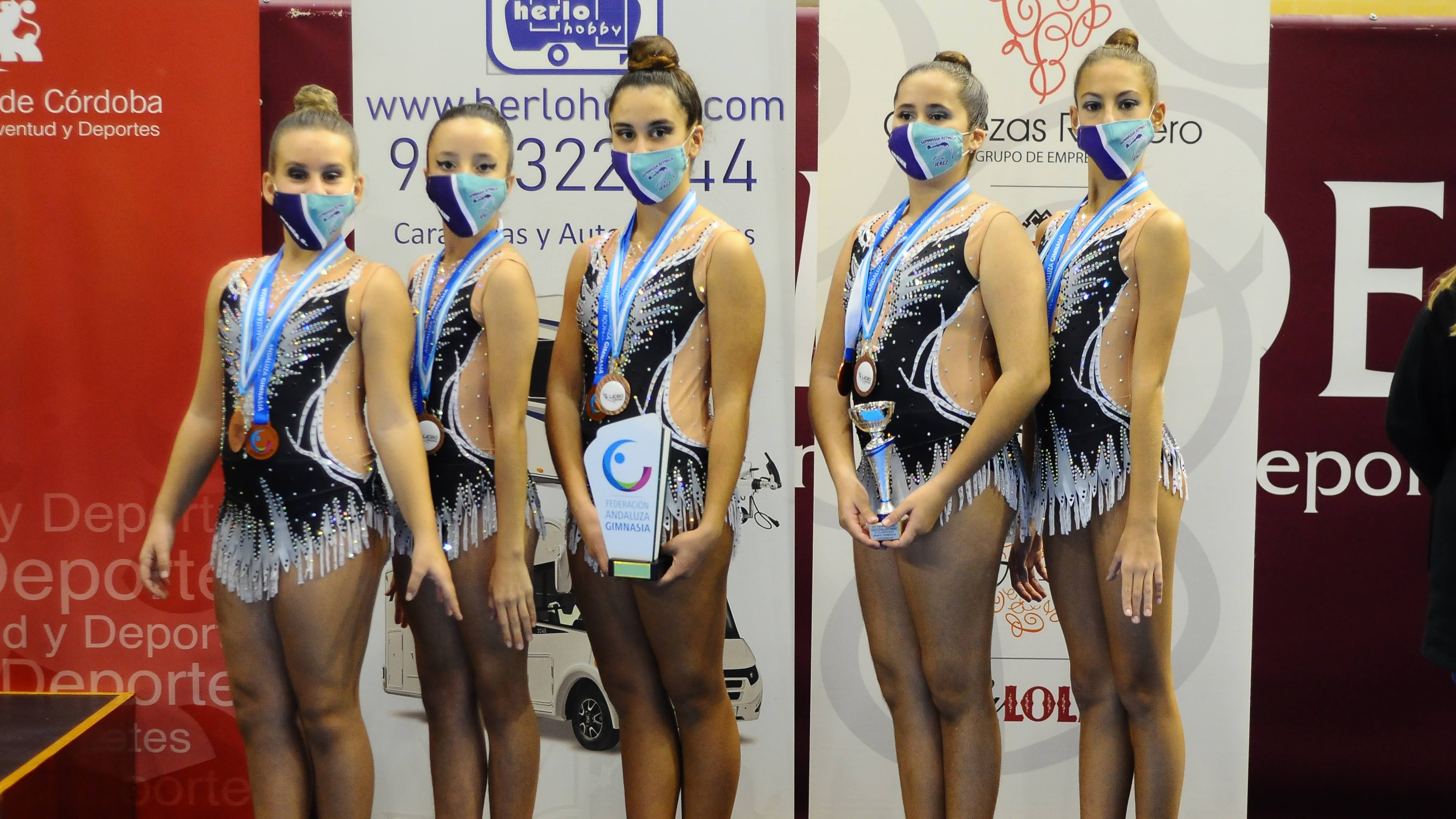 CONJUNTO INFANTIL PROMESA AITANA, ANGELA, IRENE MUÑOZ, IRENE SANCHEZ Y MARIA PODIUM (2)
