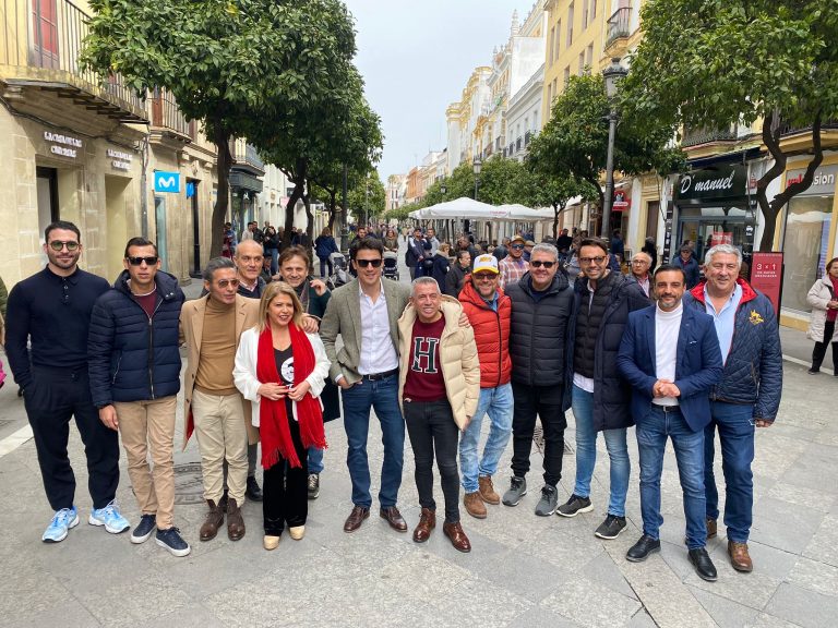 Jerez TV Famosos en Jerez con la alcaldesa