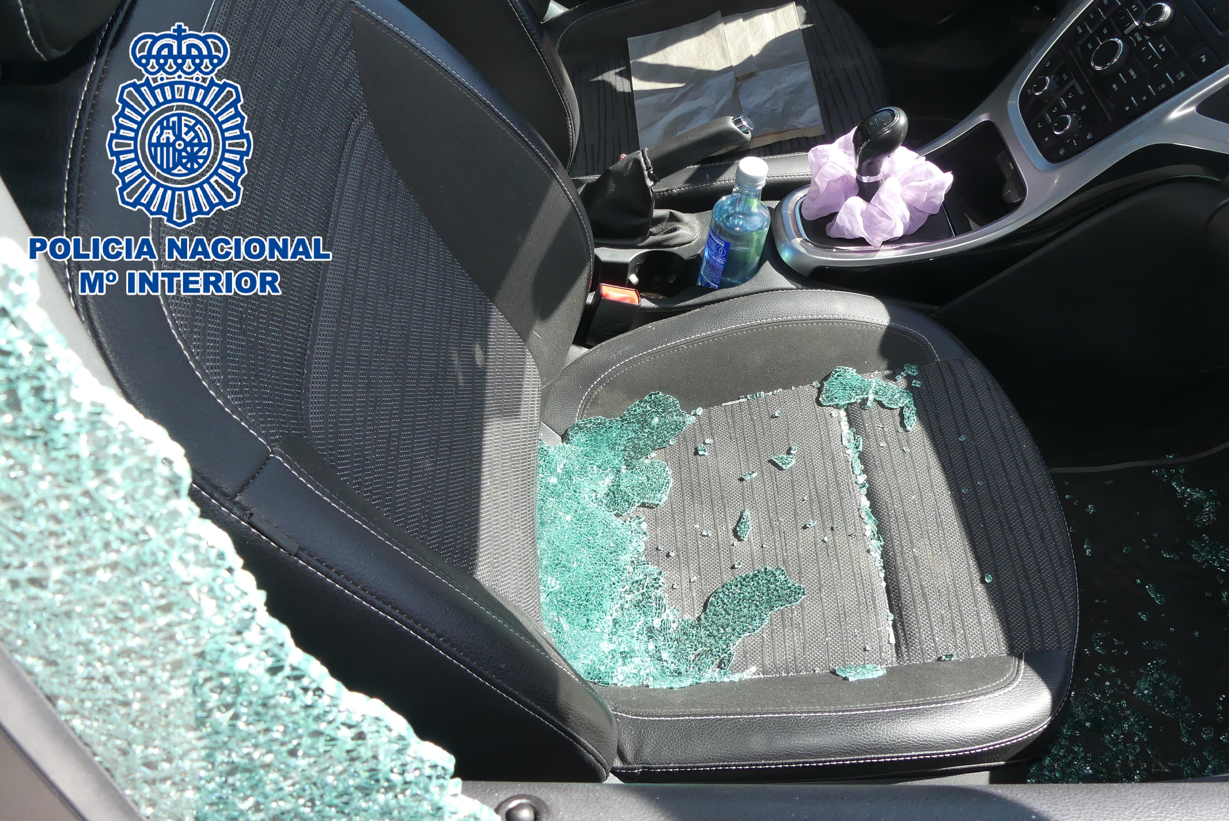 Jerez TV coche robado cristal roto