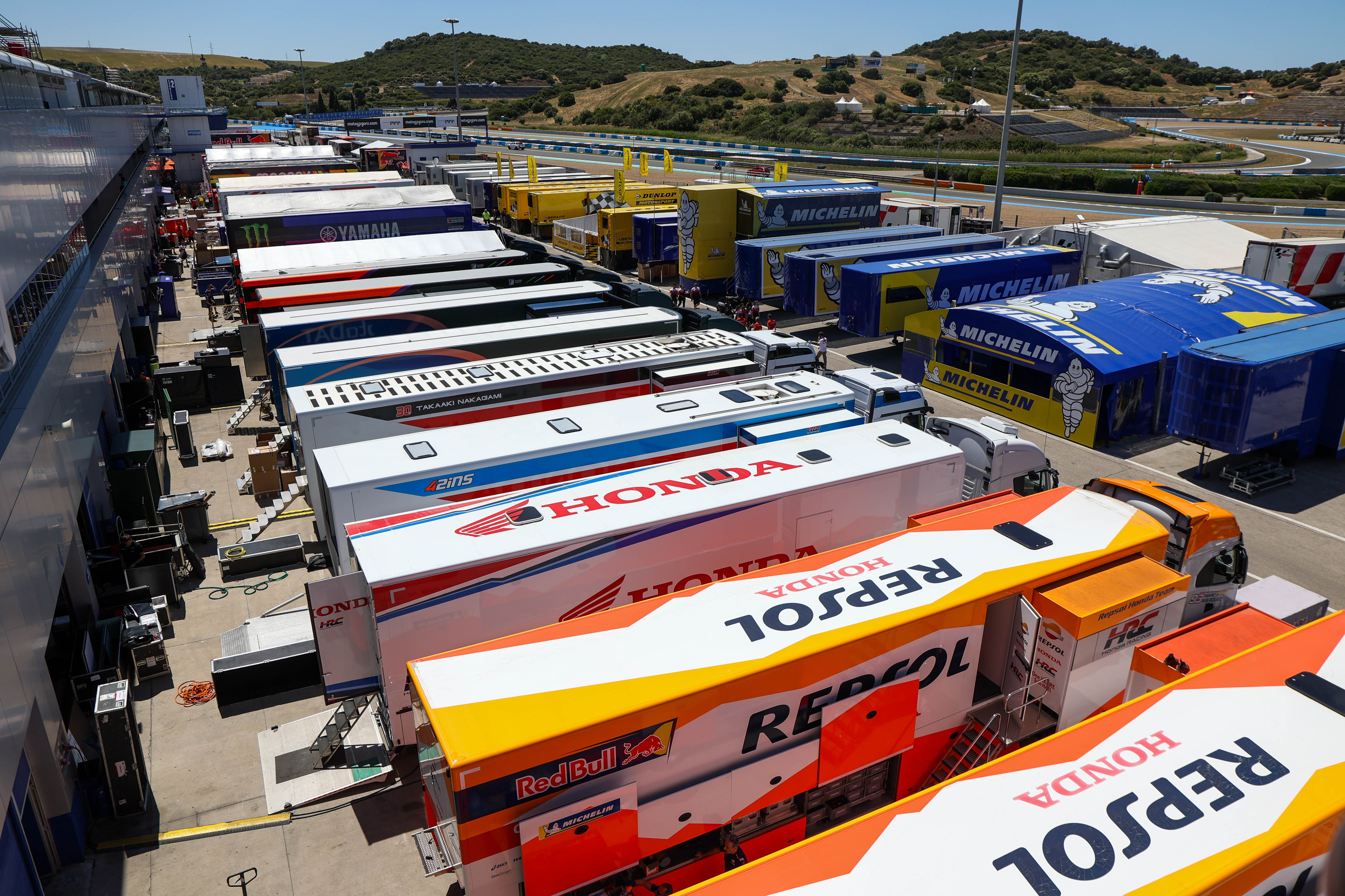 Jerez TV paddock motos circuito