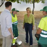 Alcaldesa___Refuerzo_limpieza_en_barrio_Las_Vinas___1