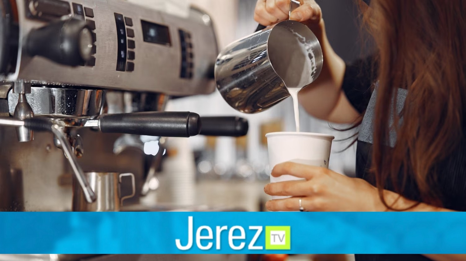 Jerez TV camarera cafe