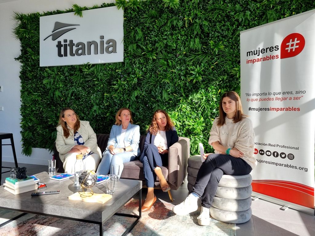 jerez TV #MujeresImparables Referentes en sector aeronautico y aeroespacial2