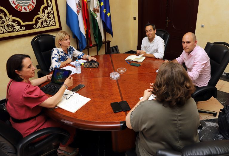 Jerez TV Reunion_con_la_empresa_Smileat_4