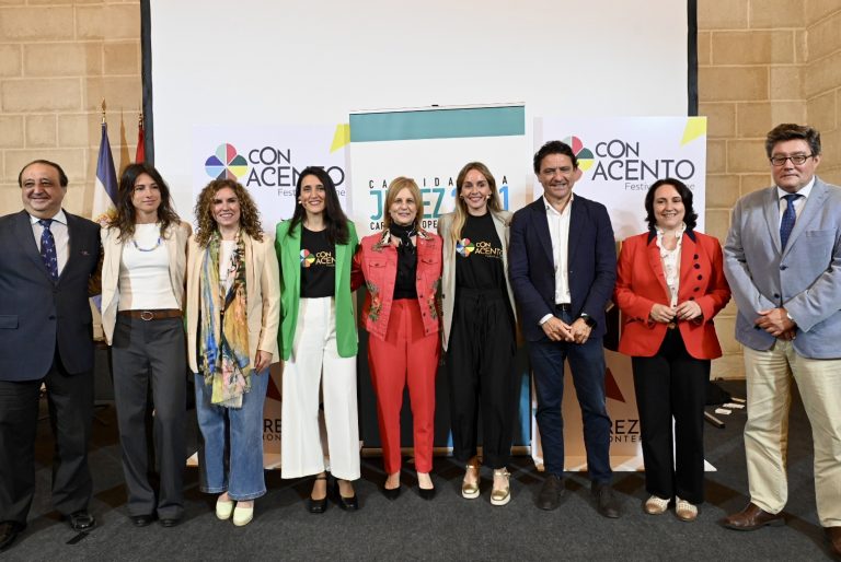 jerez televisión Alcaldesa-Festival_con_Acento_2 buena