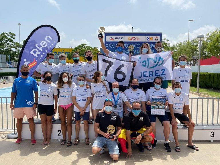 Jerez natación máster 2 oros