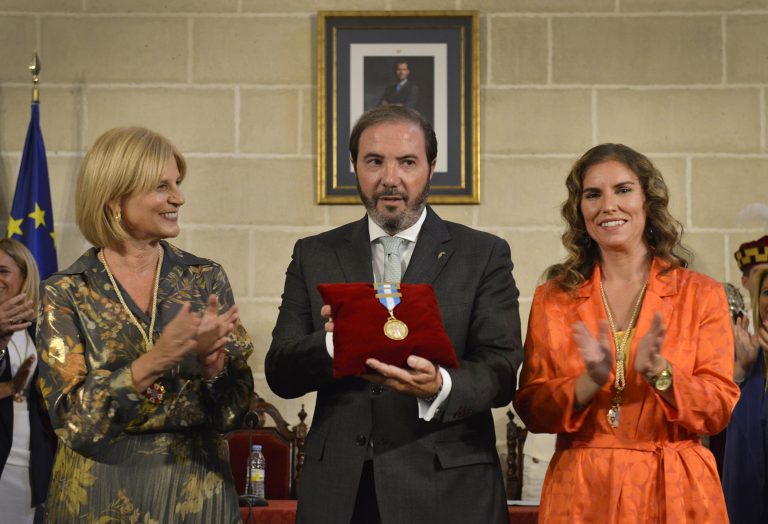 Jerez TV Hermandad de la Estrella Medalla de Oro de la Ciudad