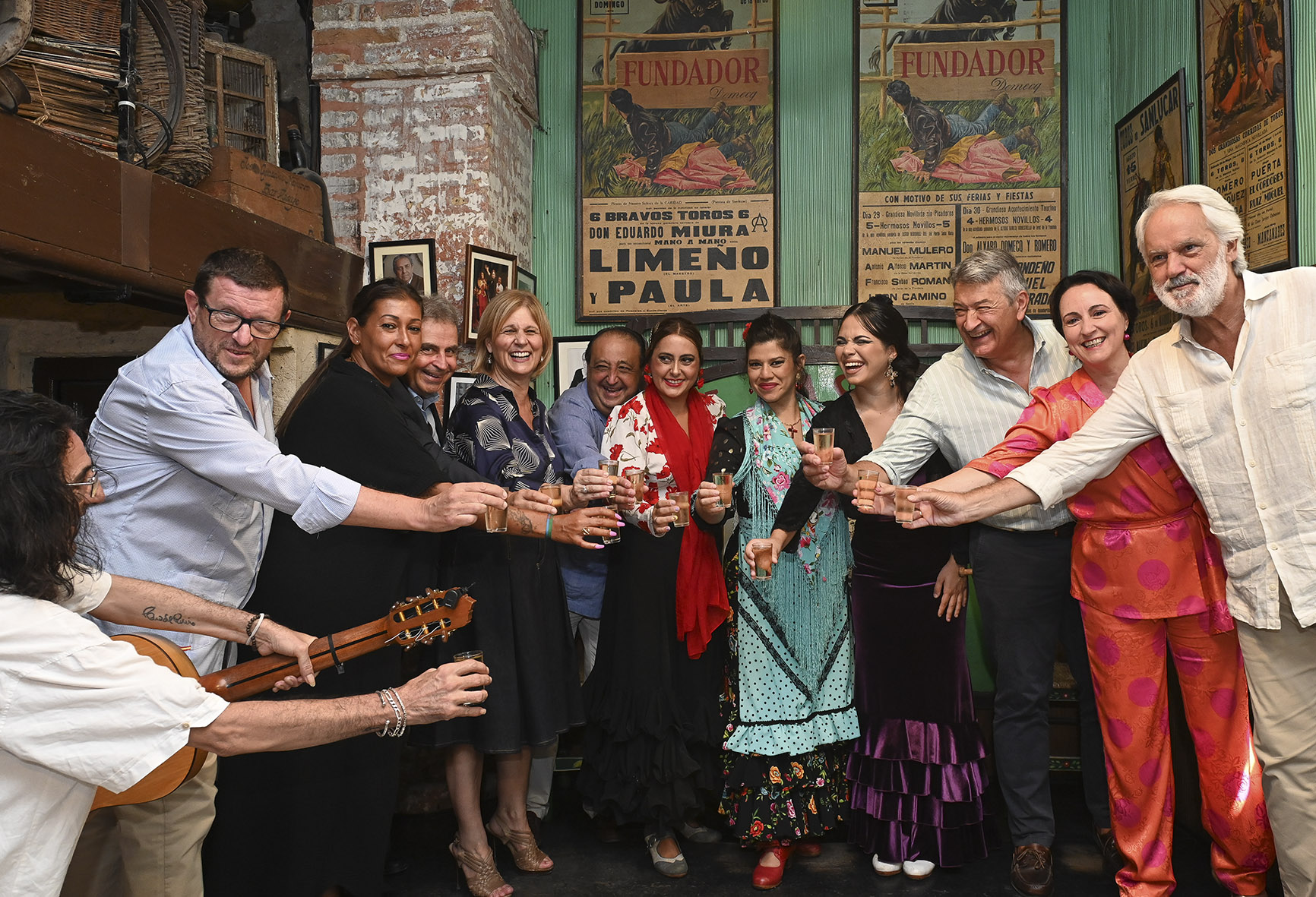 Jerez TV Alcaldesa___Brindis_inicio_Fiestas_Vendimia___T_El_Pasaje___04