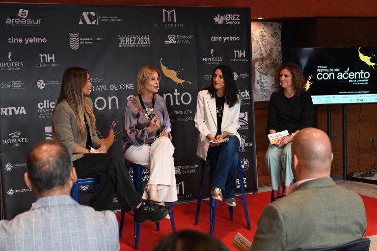 Jerez TV Alcaldesa_presentacion_festival_cine_Con_Acento