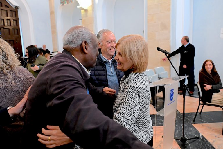 JEREZ TV TÁngel León y Eddie Jean Paul doctores 2026