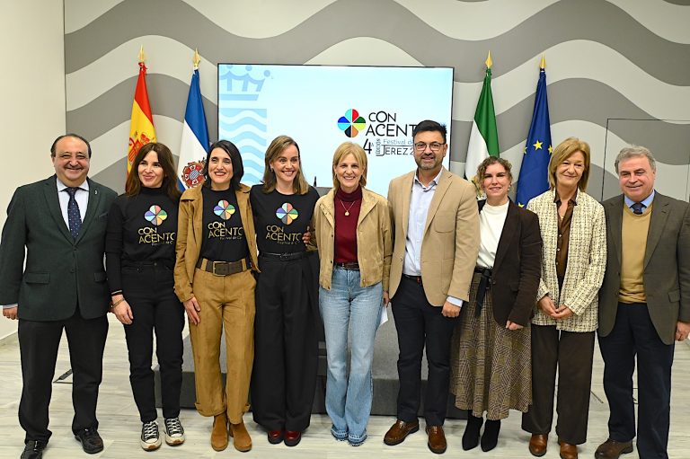 Jerez TV Alcaldesa___Festival_Con_Acento___06