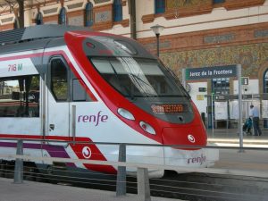 Cádiz.- Retrasos en los trenes en Cádiz por un incidente en un punto de paso no autorizado en Jerez
