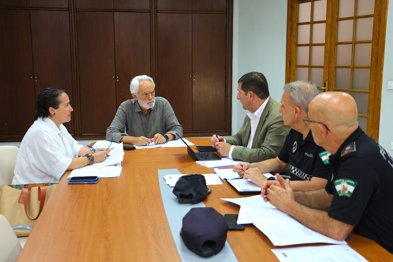JEREZ TV Agustín Muñóz, Nela García e Ignacio Martinez con Policía Local