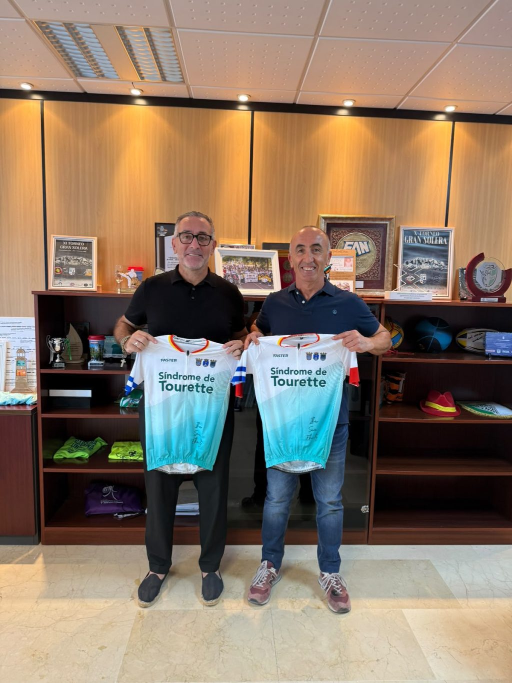 JEREZ TV Carrera Síndrome de Tourette