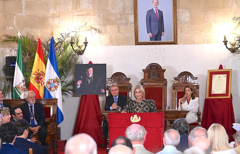 JEREZ TV Alcaldesa Pleno Hijo Adoptivo Juan Luis Breton