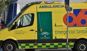Cádiz.-Sucesos.- Muere un hombre de 53 años atropellado por un camión mientras realizaba labores de asfaltado en Jerez